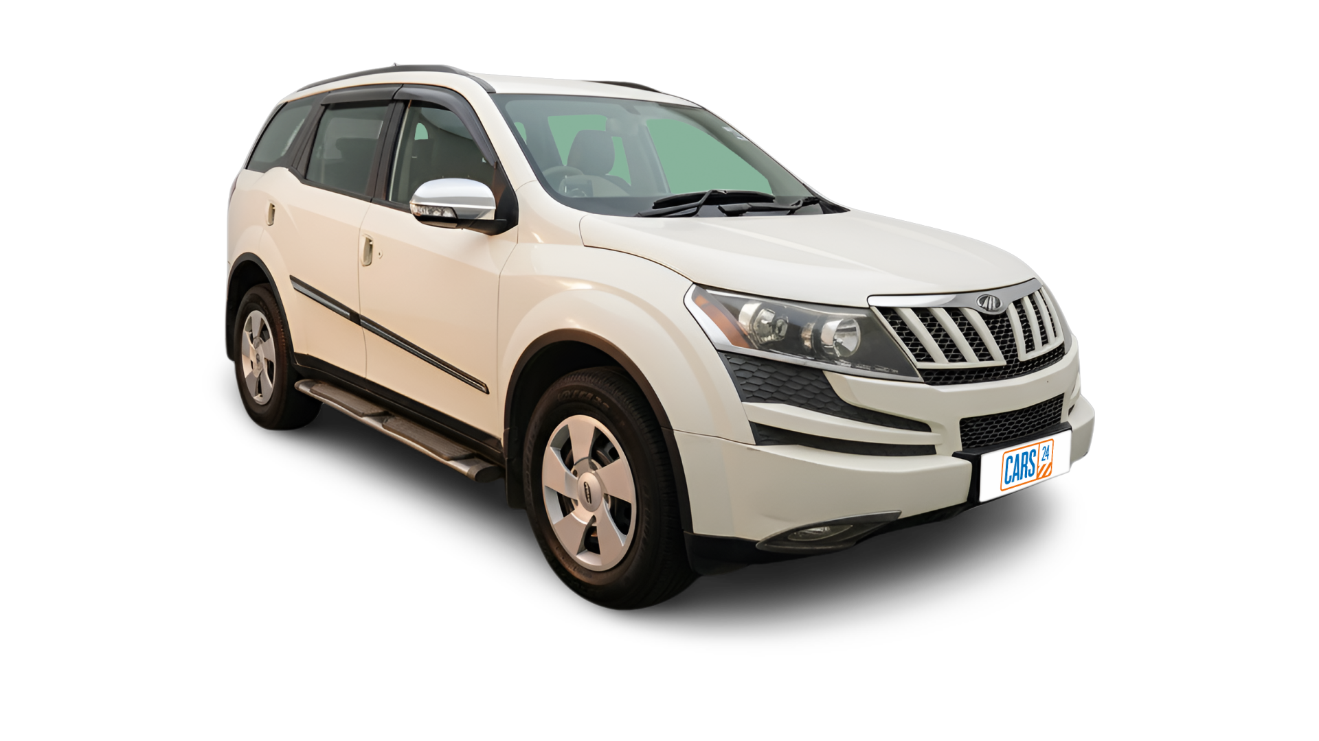 Mahindra XUV500-img